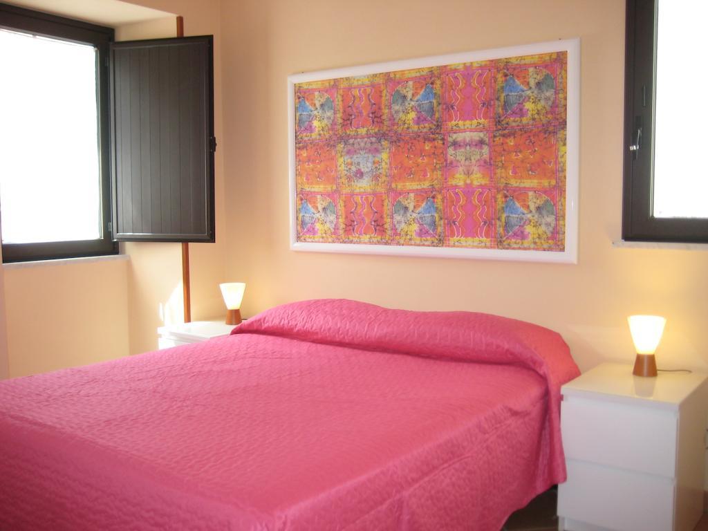 Gaia Holidays Apartments Cefalú Habitación foto